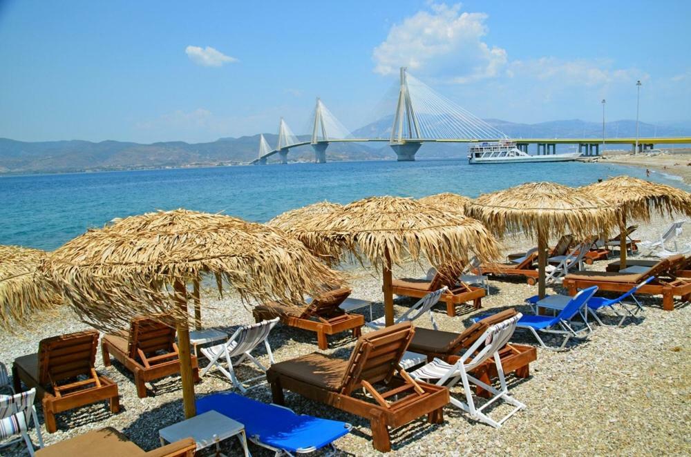 360 Spectacular View Lägenhet Patras Exteriör bild